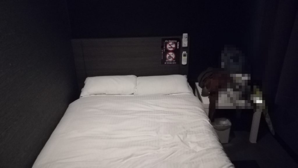 福岡激安ホテルレンタルルームのベッド